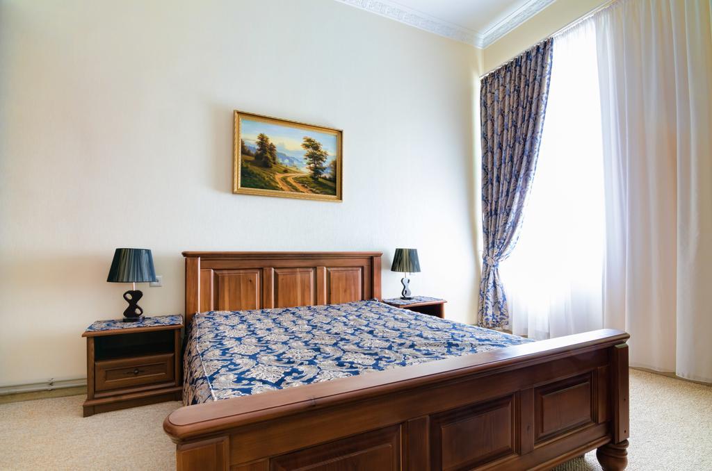 Apartamenty Kulisha 25 Lviv Extérieur photo